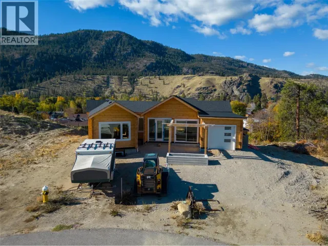 4850 Bassett Avenue, Okanagan Falls, British Columbia V0H1R2