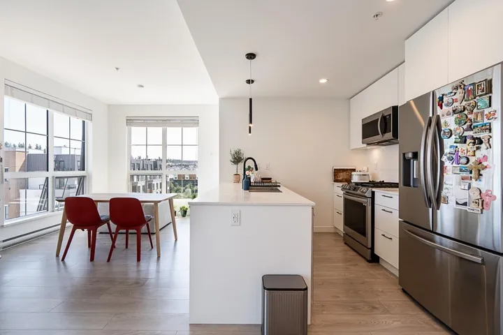 602 8353 200A STREET, Langley, British Columbia V2Y5K7