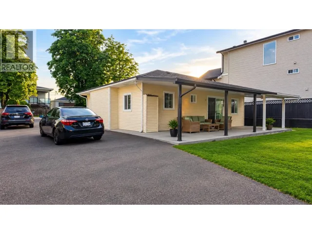 309 JOHNSTON STREET, New Westminster, British Columbia V3M5H4