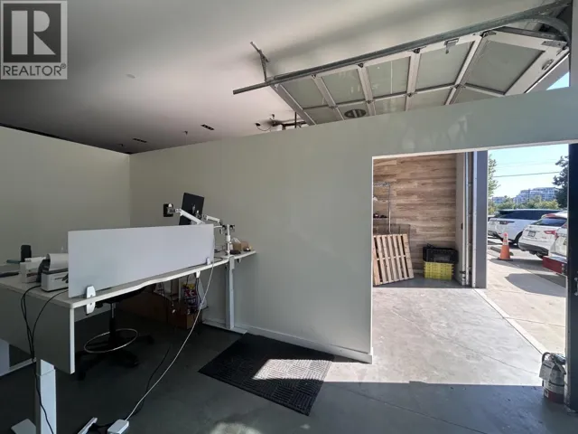 2030 9111 BECKWITH ROAD, Richmond, British Columbia V6X1V7