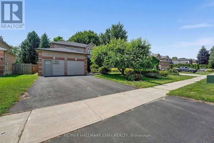 11 DUGDALE AVENUE, New Tecumseth (Beeton), Ontario L0G1A0