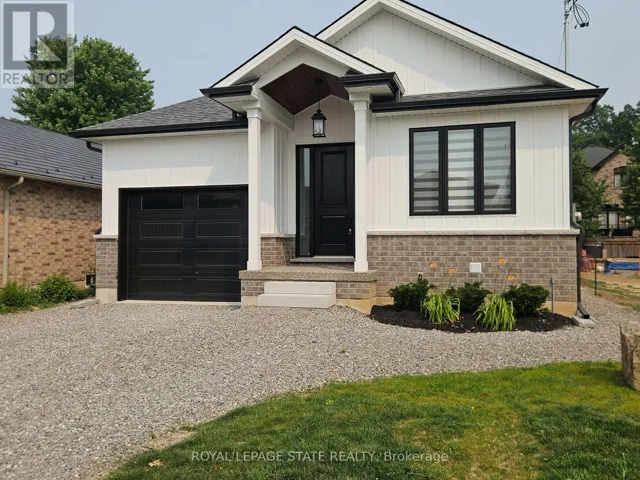 LOWER - 115 CHESLEY STREET, Hamilton (Gourley), Ontario L9C3V9