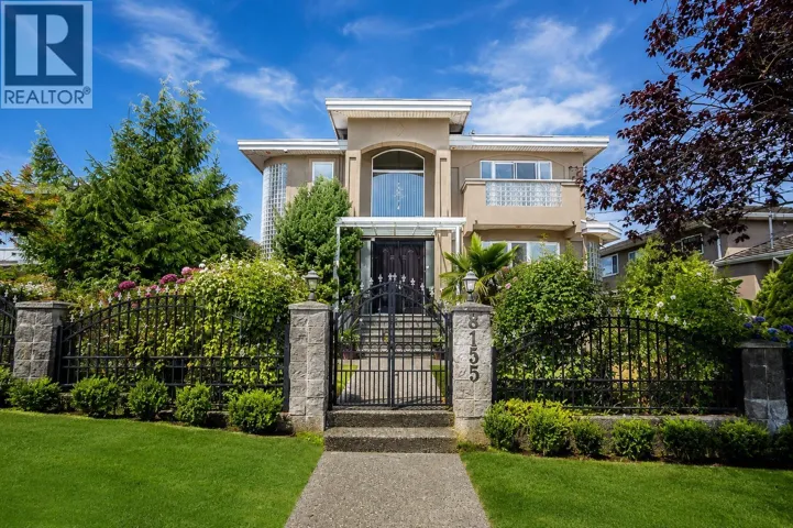 8155 15TH AVENUE, Burnaby, British Columbia V3N1X4