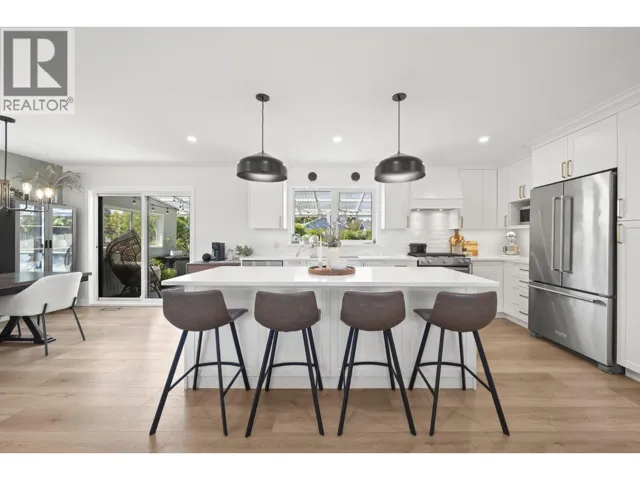 5301 10A AVENUE, Delta, British Columbia V4M1Y5