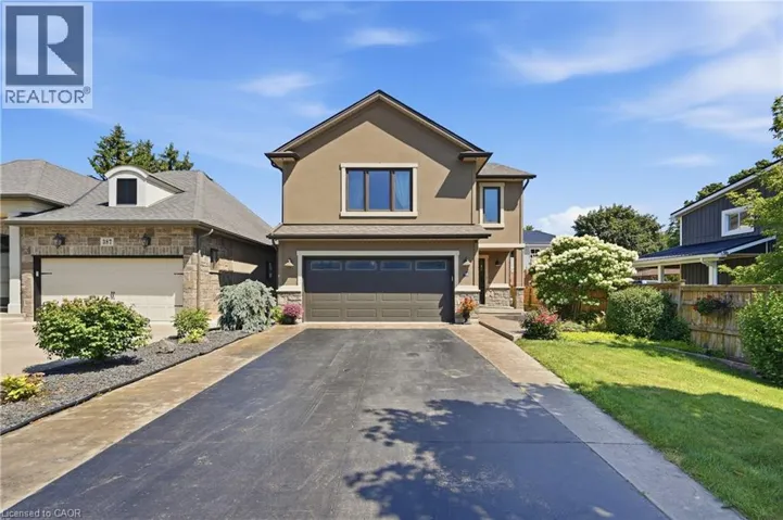 379 MICHAEL Drive, Welland, Ontario L3C0A5
