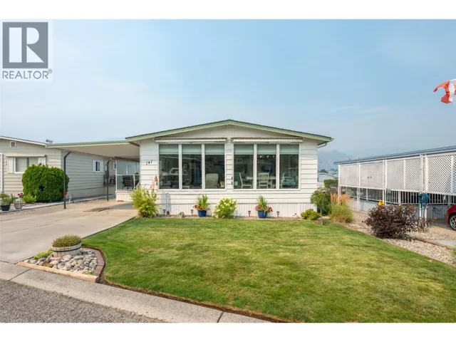 6601 TUCELNUIT Drive Unit# 141, Oliver, British Columbia V0H1T3
