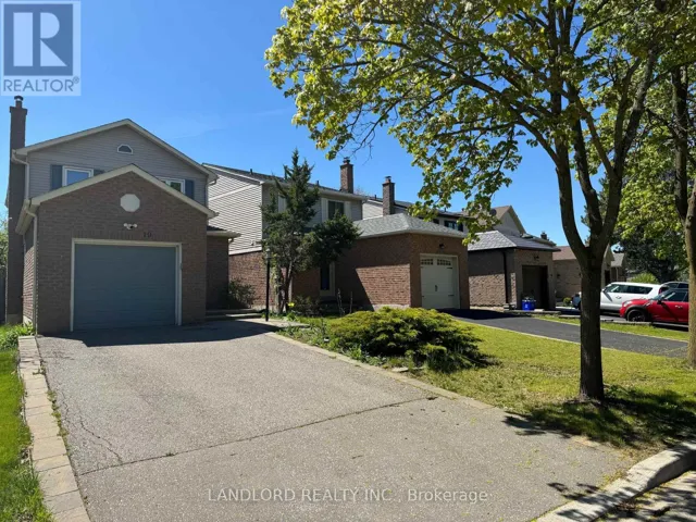 19 VANESSA ROAD, Markham (Markville), Ontario L3R4W1