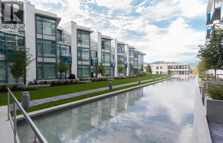 814 1777 7 AVENUE, Vancouver, British Columbia V6J0E5