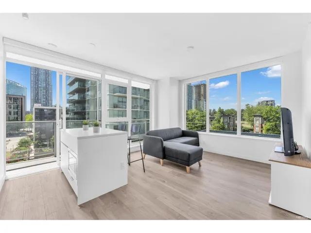 510 13428 105 AVENUE, Surrey, British Columbia V3T0S6