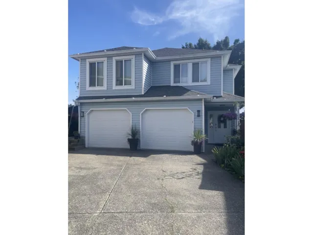 3302 274A STREET, Langley, British Columbia V4W3J2