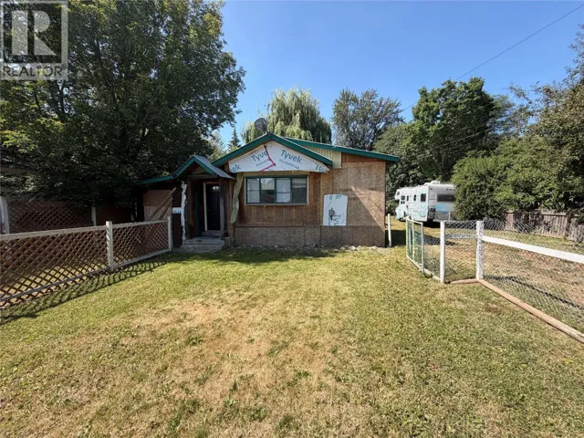 2076 Heighway Crescent, Lumby, British Columbia V0E2G0