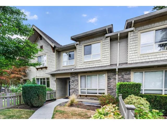 4 2738 158 STREET, Surrey, British Columbia V3Z3K3