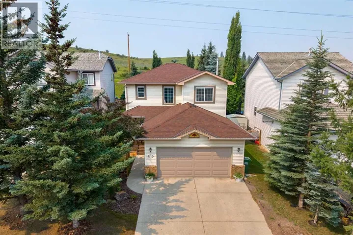 100 Bow Ridge Crescent, Cochrane, Alberta T4C1V2
