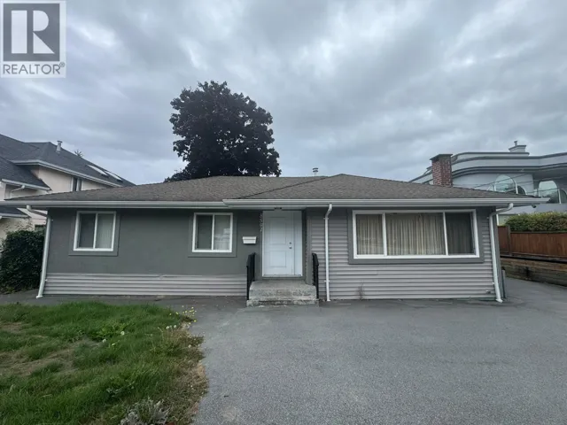 8591 WILLIAMS ROAD, Richmond, British Columbia V7G1G4