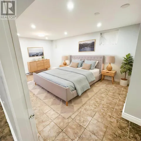 41 COOMER CRESCENT, Ajax (Central), Ontario L1T3C7