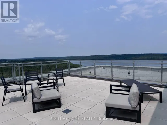 707 - 56 LAKESIDE TERRACE, Barrie (Little Lake), Ontario L4M0L4
