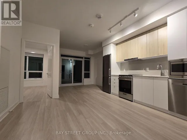 1806B - 50 UPPER MALL WAY, Vaughan (Brownridge), Ontario L4J0L7