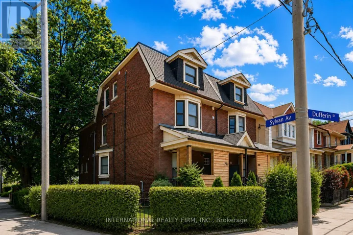 UPPER - 793 DUFFERIN STREET, Toronto (Dufferin Grove), Ontario M6H3K8