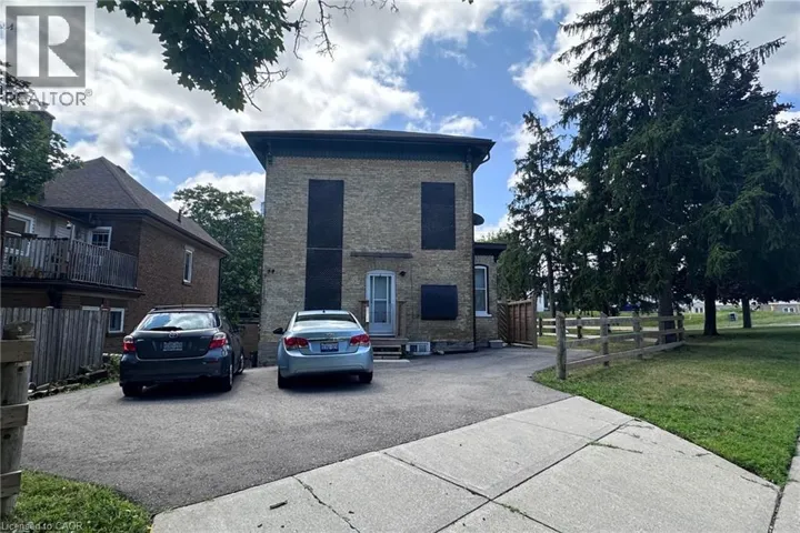 10 SHANLEY Street Unit# A (Lower), Kitchener, Ontario N2H5N8