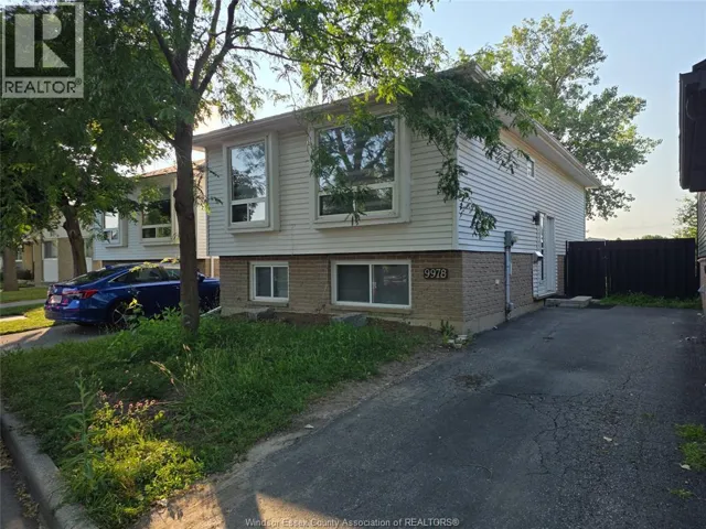 9978 FOREST GLADE COURT Unit# 5, Windsor, Ontario N8R2B9