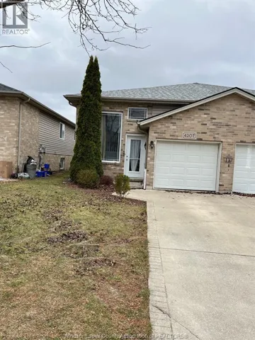 4207 WHISKEY AVENUE, Windsor, Ontario N9G3B2