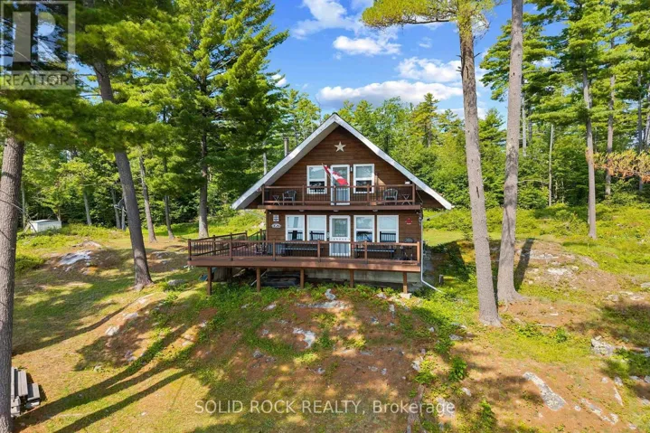 992 WHITE LAKE, Lanark Highlands, Ontario K0A3L0