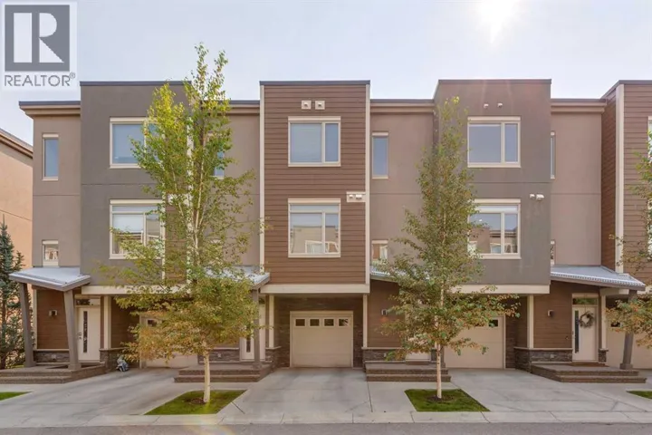 16 Westpark Common SW, Calgary, Alberta T3H0Y4