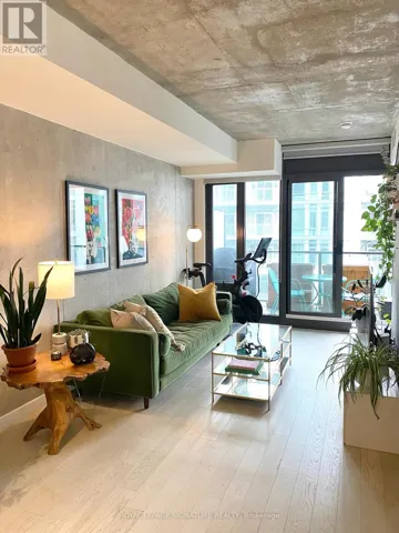 1413 - 111 BATHURST STREET, Toronto (Waterfront Communities), Ontario M5V0M9