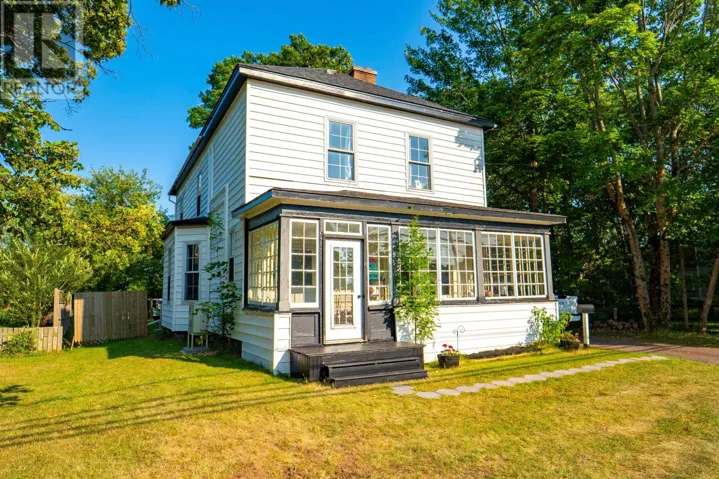 42 Victoria Street, Amherst, Nova Scotia B4H1C1