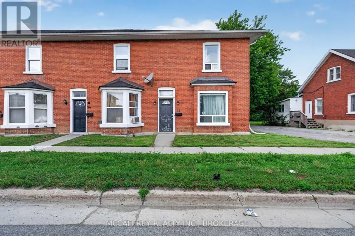 52 MOIRA STREET W, Belleville (Belleville Ward), Ontario K8P1S3