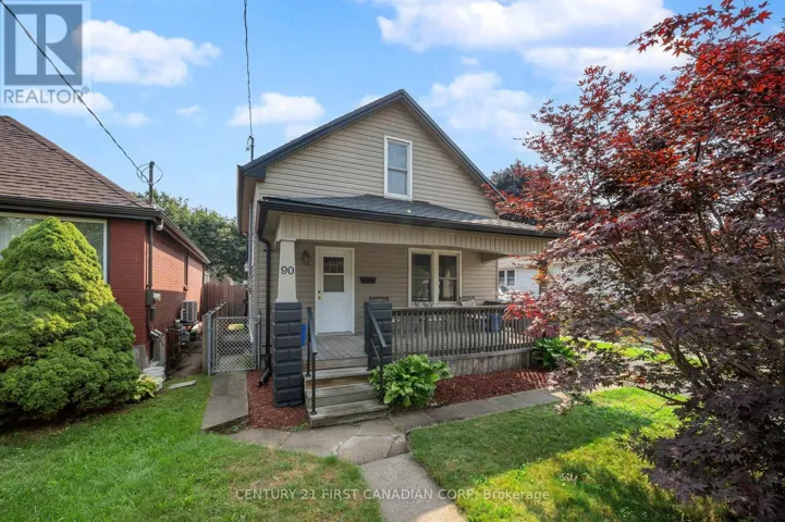 90 GILES STREET, London East (East M), Ontario N5Z2V6
