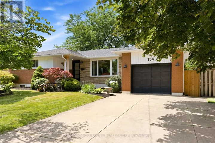 154 LAKESIDE DRIVE, Grimsby (Grimsby Beach), Ontario L3M2L5