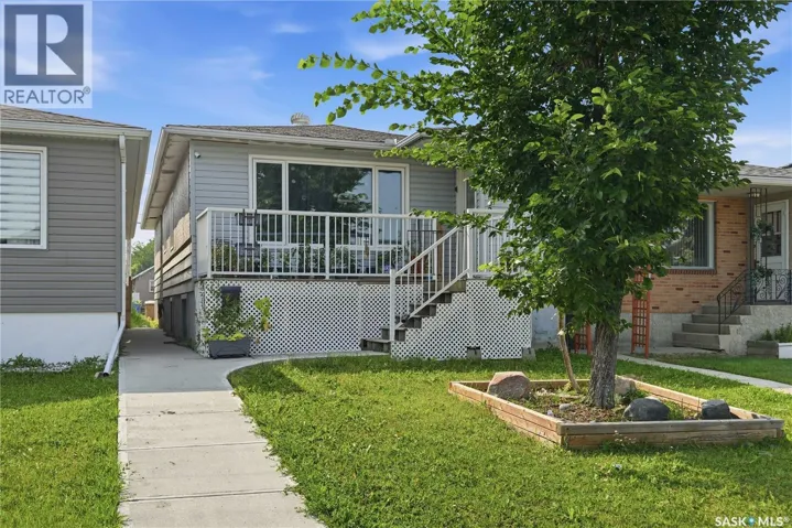 2232 McAra STREET, Regina, Saskatchewan S4N2W1
