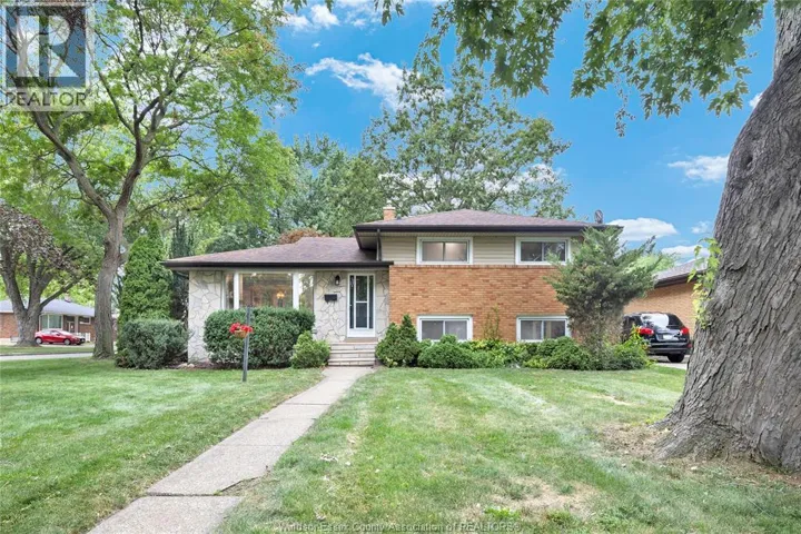 465 GREENDALE DRIVE, Windsor, Ontario N8S4A5