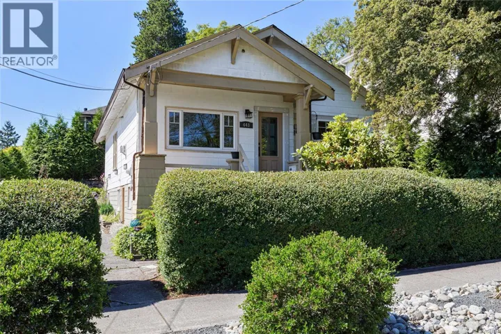 643 Kennedy St, Nanaimo, British Columbia V9R2J9