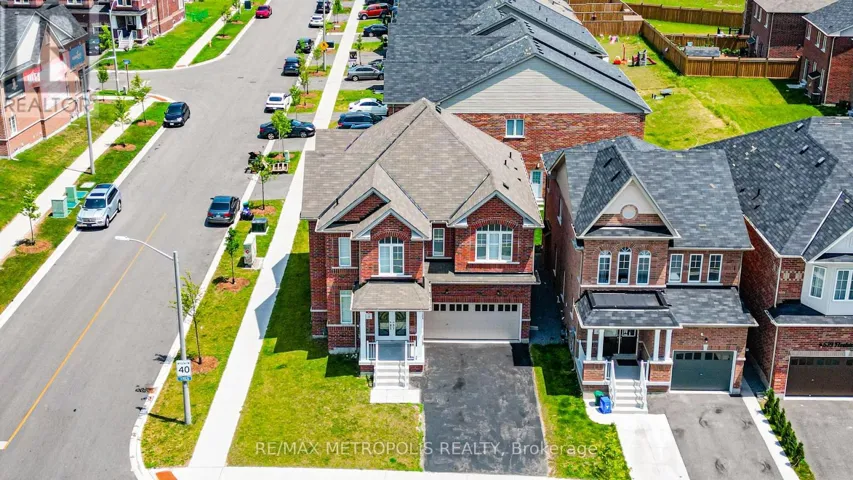 647 FLEETWOOD DRIVE, Oshawa (Eastdale), Ontario L1K2V7