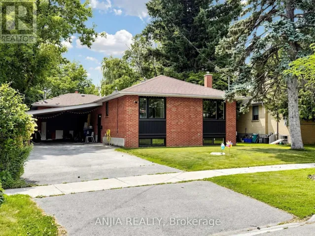 8 APPLEFIELD DRIVE, Toronto (Bendale), Ontario M1P3X9