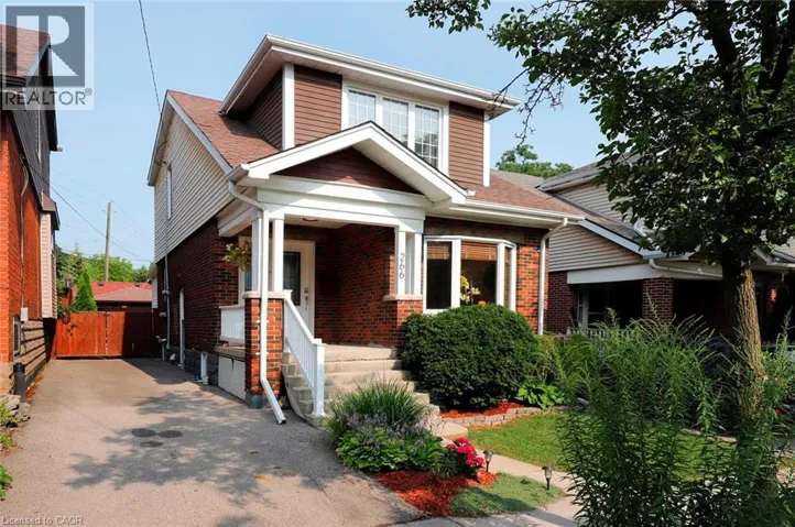 266 LONDON Street S, Hamilton, Ontario L8K2H2