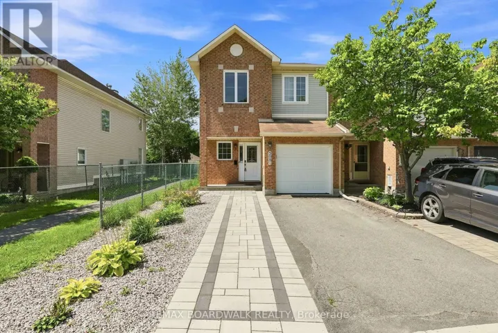 5981 PINEGLADE CRESCENT, Ottawa, Ontario K1W1G7