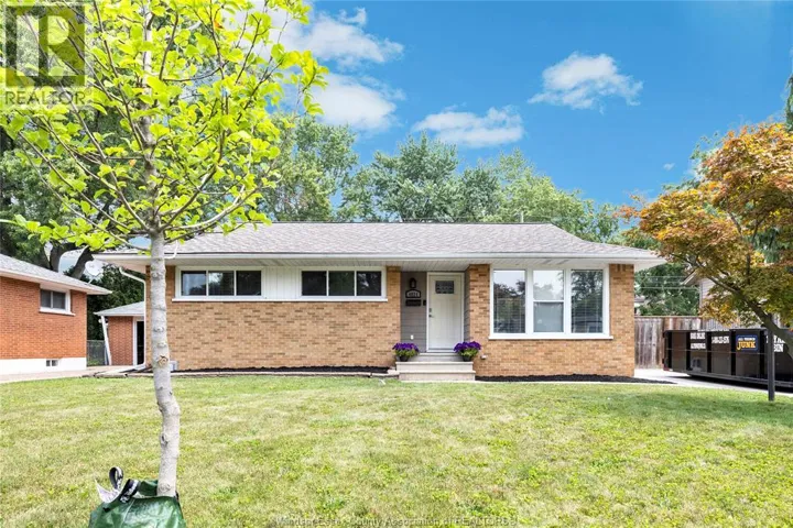 4024 LONGFELLOW, Windsor, Ontario N9G2B6