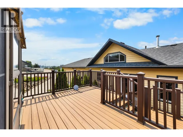 1039 Kootenay Place, Creston, British Columbia V0B1G3