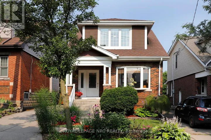 266 LONDON STREET S, Hamilton (Delta), Ontario L8K2H2