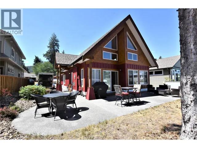 121 Deer Street, Vernon, British Columbia V1H2A1