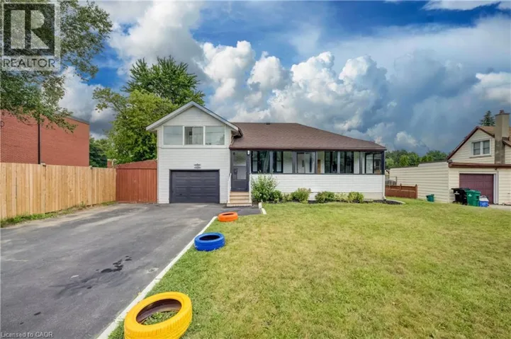 182 AVALON Place, Kitchener, Ontario N2M4N8