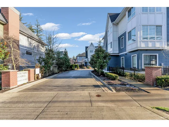 12 2828 156 STREET, Surrey, British Columbia V3Z0C7
