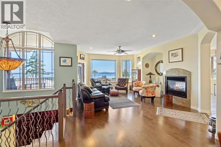 7012 Island View Pl, Central Saanich, British Columbia V8M2J6