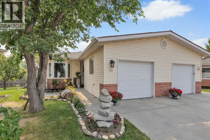 36 Dovista Court SE, Calgary, Alberta T2B3P4
