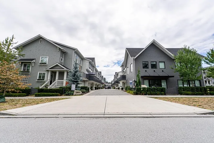 26 15850 85 AVENUE, Surrey, British Columbia V4N6W2