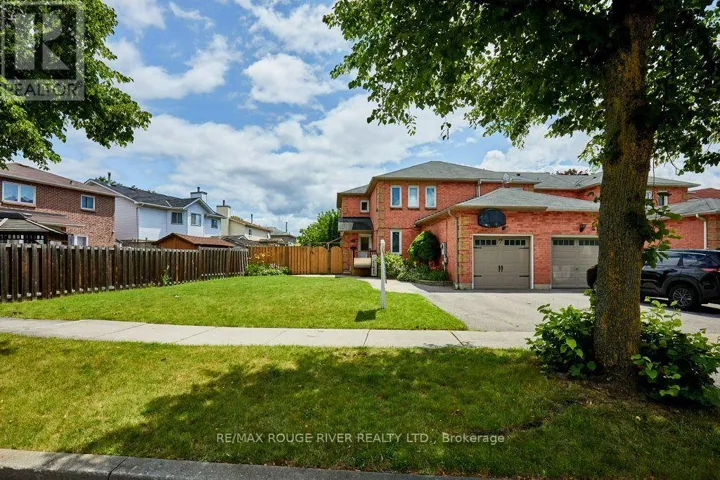 216 WRIGHT CRESCENT, Ajax (Central), Ontario L1S6X2