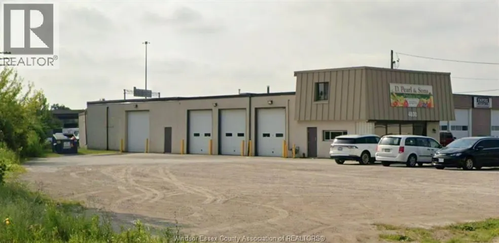 4800 WALKER, Windsor, Ontario N9A6J3